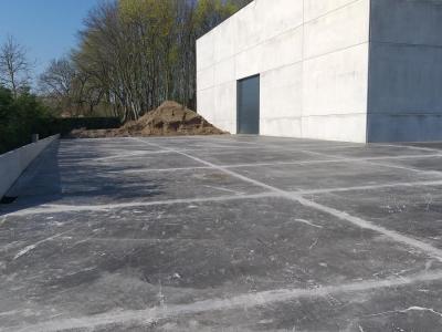 Demapack Oudenaarde, werf, glk, loods, grond, buitenverharding, laadkade, beton 
