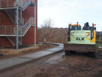 Omgevingswerken wzc Zaffelare, omgevingswerken, werf, glk, kraan, volvo