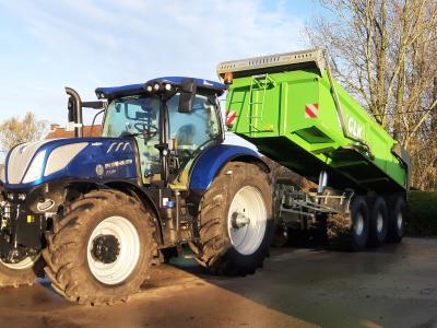 Transport, new holland, tractor, deroo, grondkar, gronddumper glk, werf