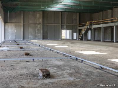 Nivolo, nivelleren, voorbereiding beton, slikkers, loods, nivelleringswerken, glk