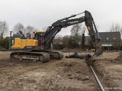 Volvo, rupskraan, PVC riolering, aanvullen, rioleringswerken, 