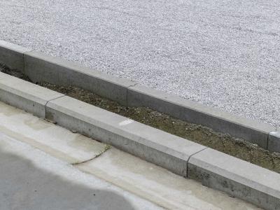 Novitan, detail, parking, watergreppel, boordstenen, Kortrijk, Evolis