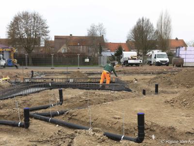 funderingsbalken, funderingswerken, Ieper, Ibens, Vlamertinge, GO! Groei, lassen