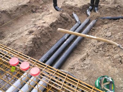 PE-riolering en wapening fundering WZC Wakken