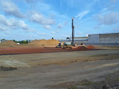 Koffer aanleggen - verharden ondergrond werf GLK - Aconstruct Wevelgem
