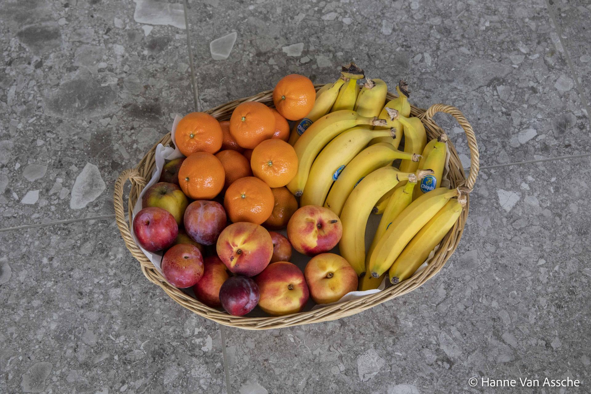 fruitmand, glk, gezond, banaan, pruim, mandarine