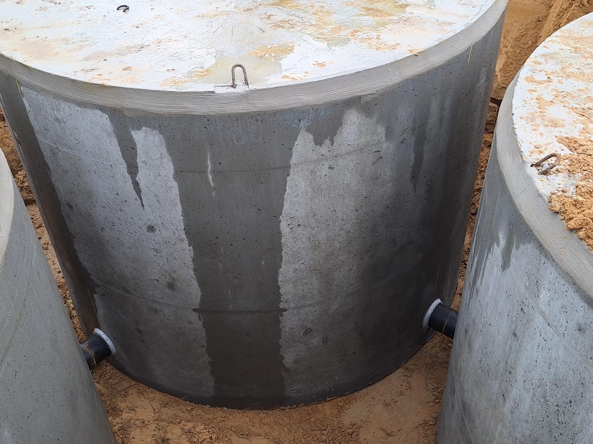 Regenputten onderling verbonden_21 stuks te Snoeck Matthys Drongen